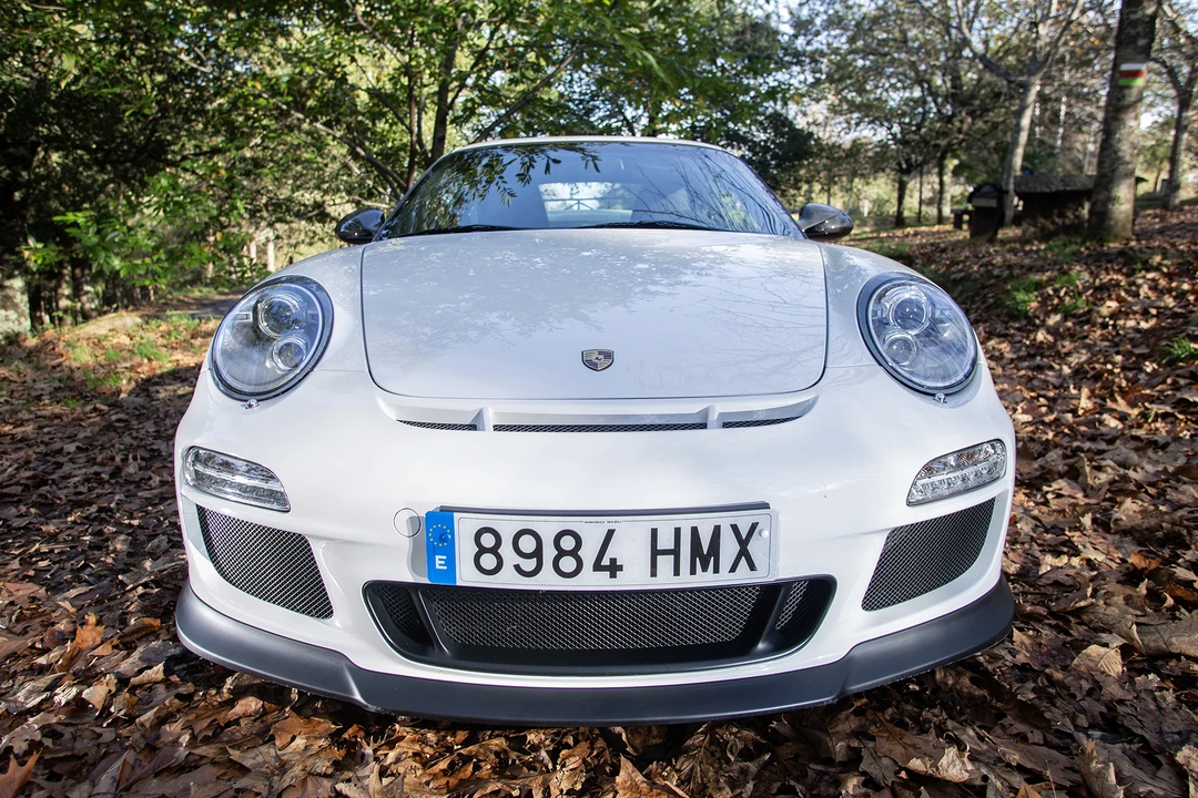 2010 Porsche 997 GT3 - Image 8 of 31