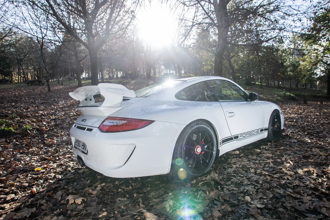 2010 Porsche 997 GT3 - Image 11 of 31
