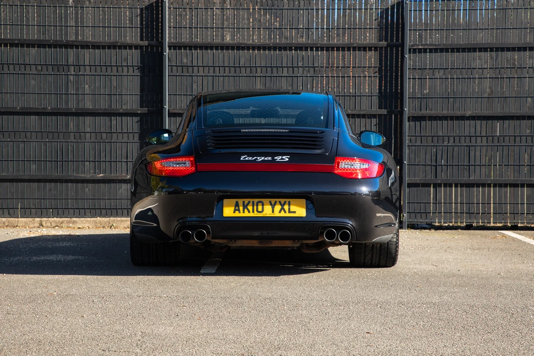 2010 Porsche 997 Carrera 4S - Image 21 of 31