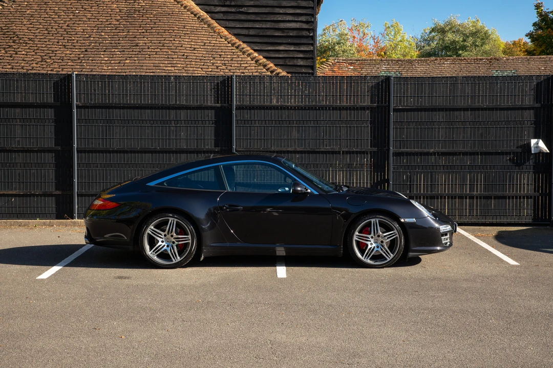 2010 Porsche 997 Carrera 4S - Image 30 of 31