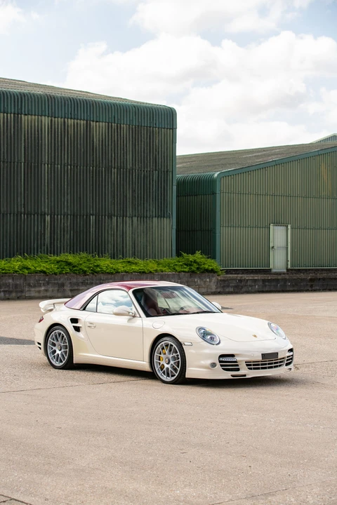 2010 Porsche 997 Turbo - Image 23 of 31