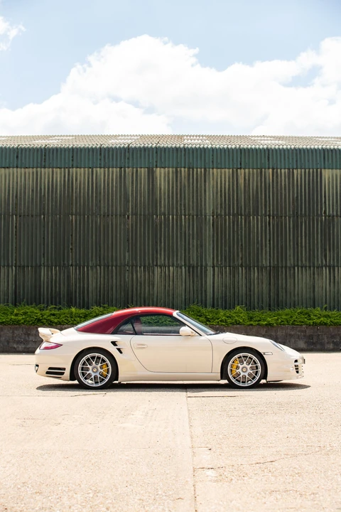2010 Porsche 997 Turbo - Image 21 of 31