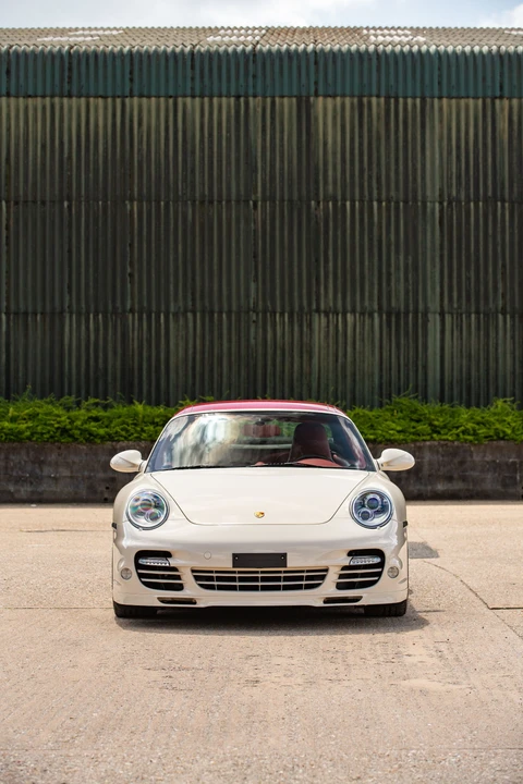 2010 Porsche 997 Turbo - Image 29 of 31