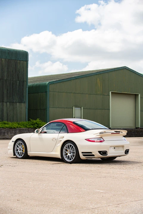 2010 Porsche 997 Turbo - Image 8 of 31