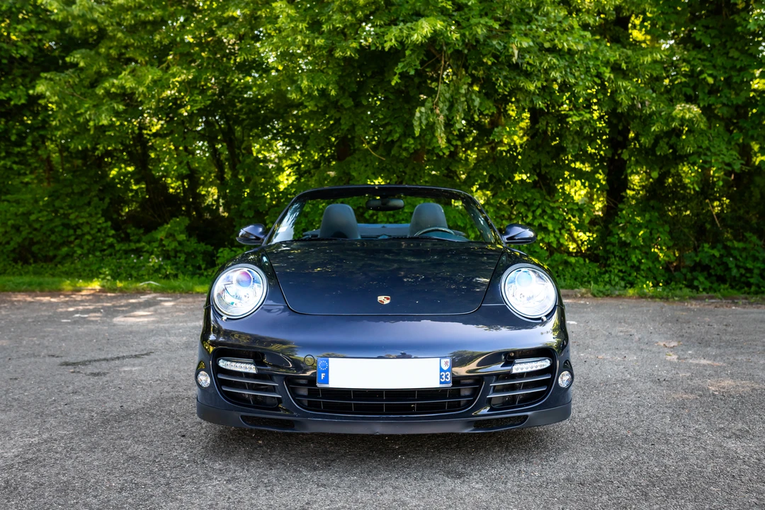 2010 Porsche 997 Turbo - Image 2 of 31