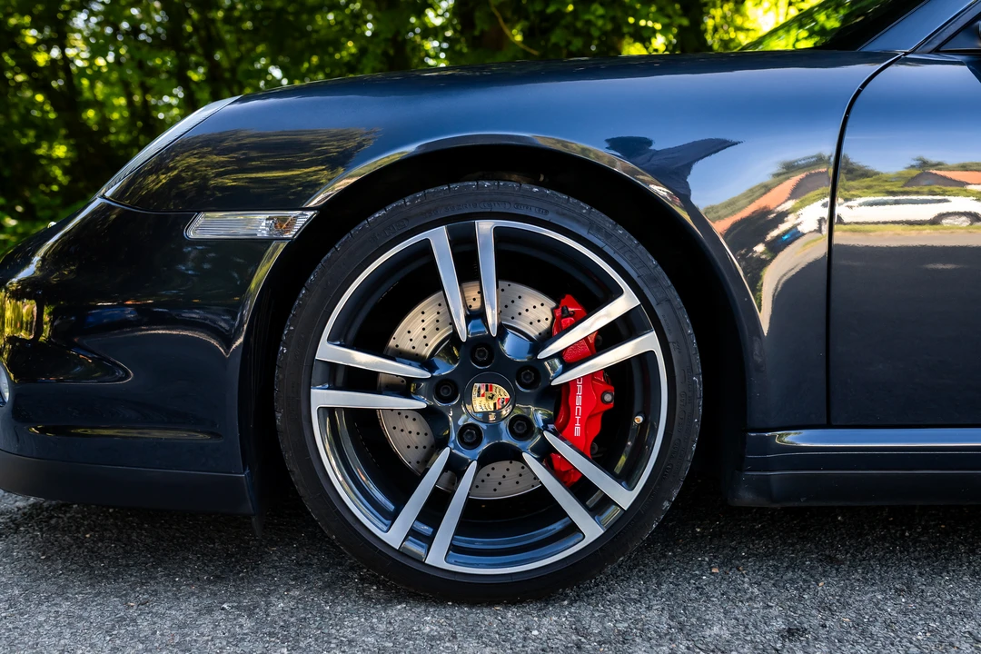 2010 Porsche 997 Turbo - Image 29 of 31