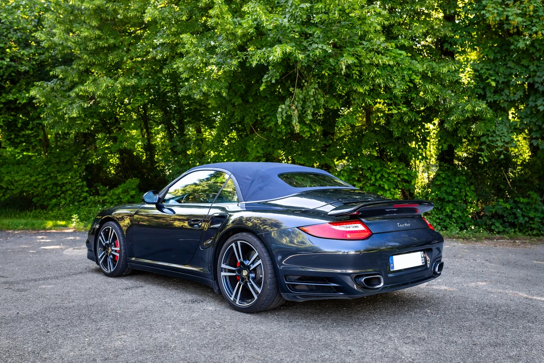 2010 Porsche 997 Turbo - Image 5 of 31
