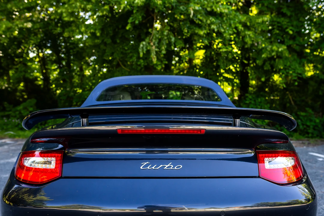 2010 Porsche 997 Turbo - Image 20 of 31
