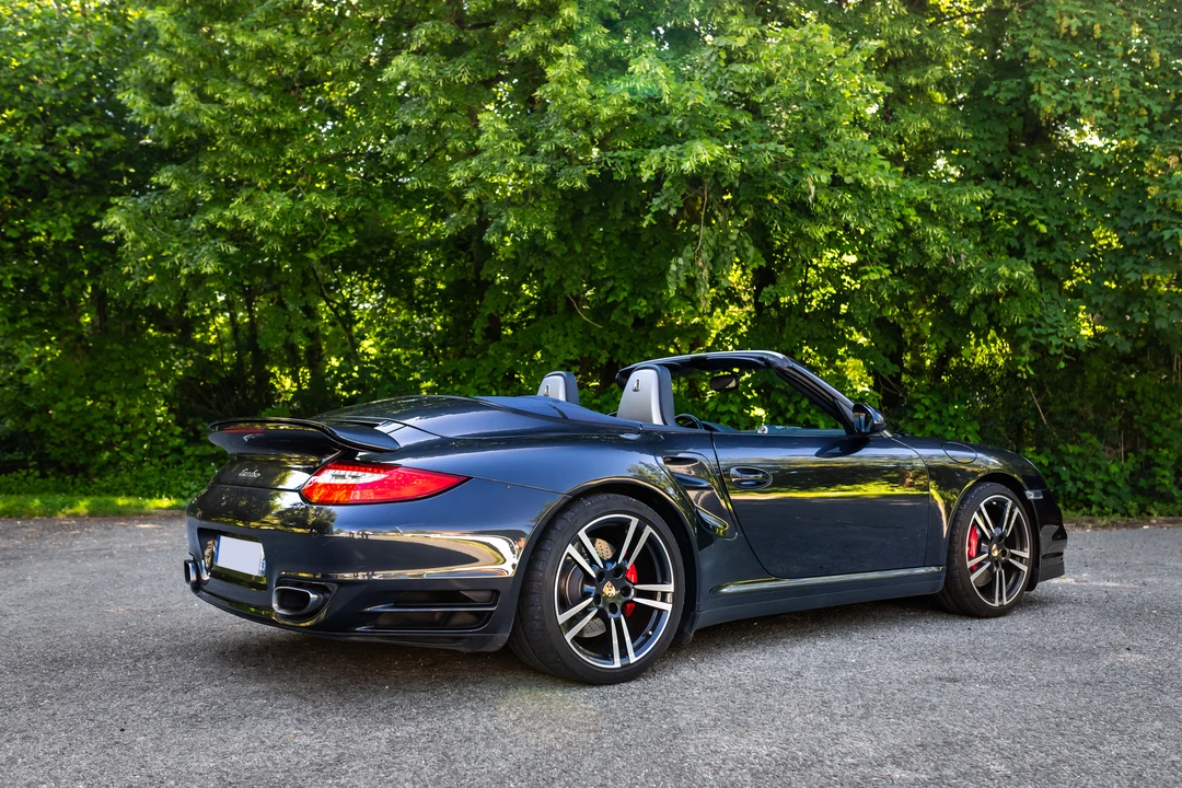 2010 Porsche 997 Turbo - Image 7 of 31