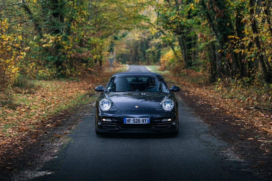 2010 Porsche 997 Turbo - Image 2 of 31