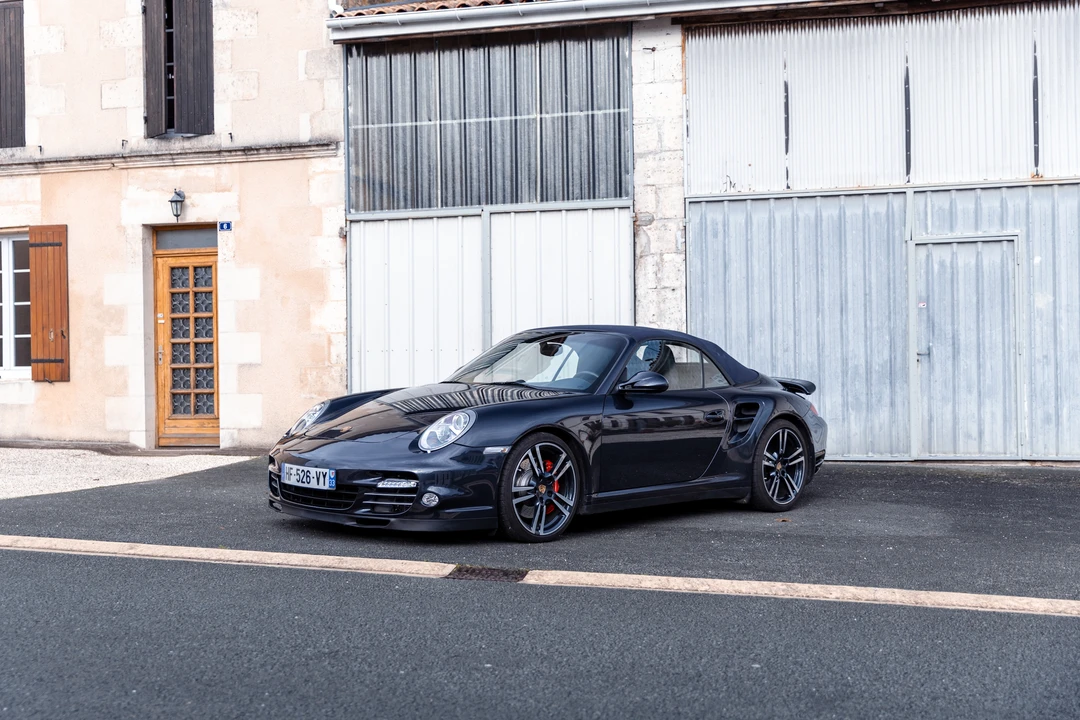 2010 Porsche 997 Turbo - Image 9 of 31