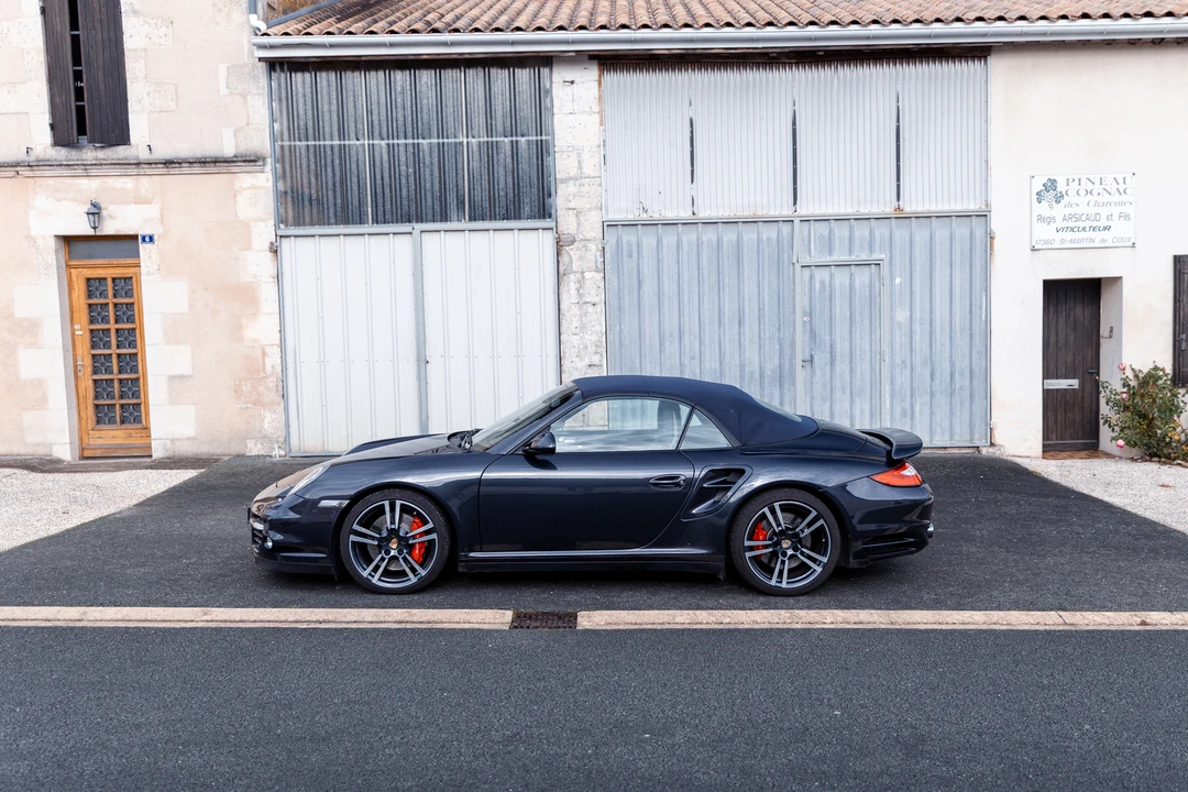 2010 Porsche 997 Turbo - Image 8 of 31