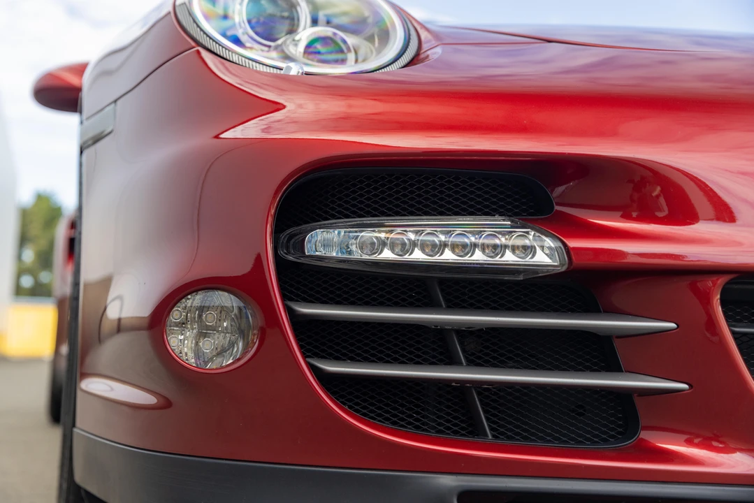 2010 Porsche 997 Turbo - Image 11 of 31