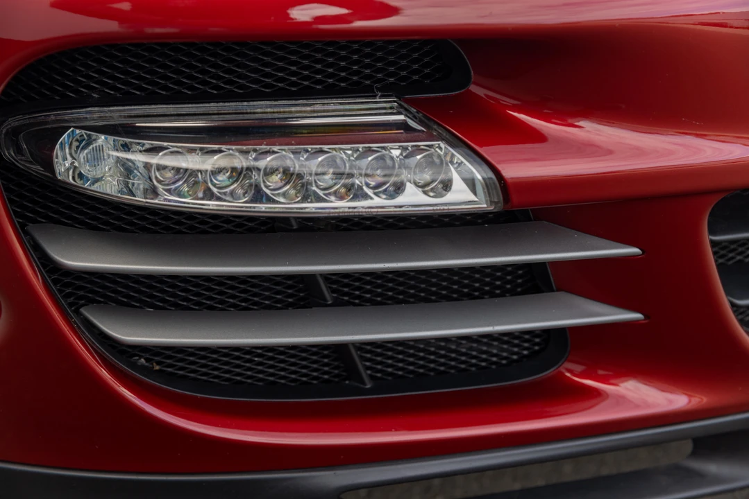 2010 Porsche 997 Turbo - Image 13 of 31