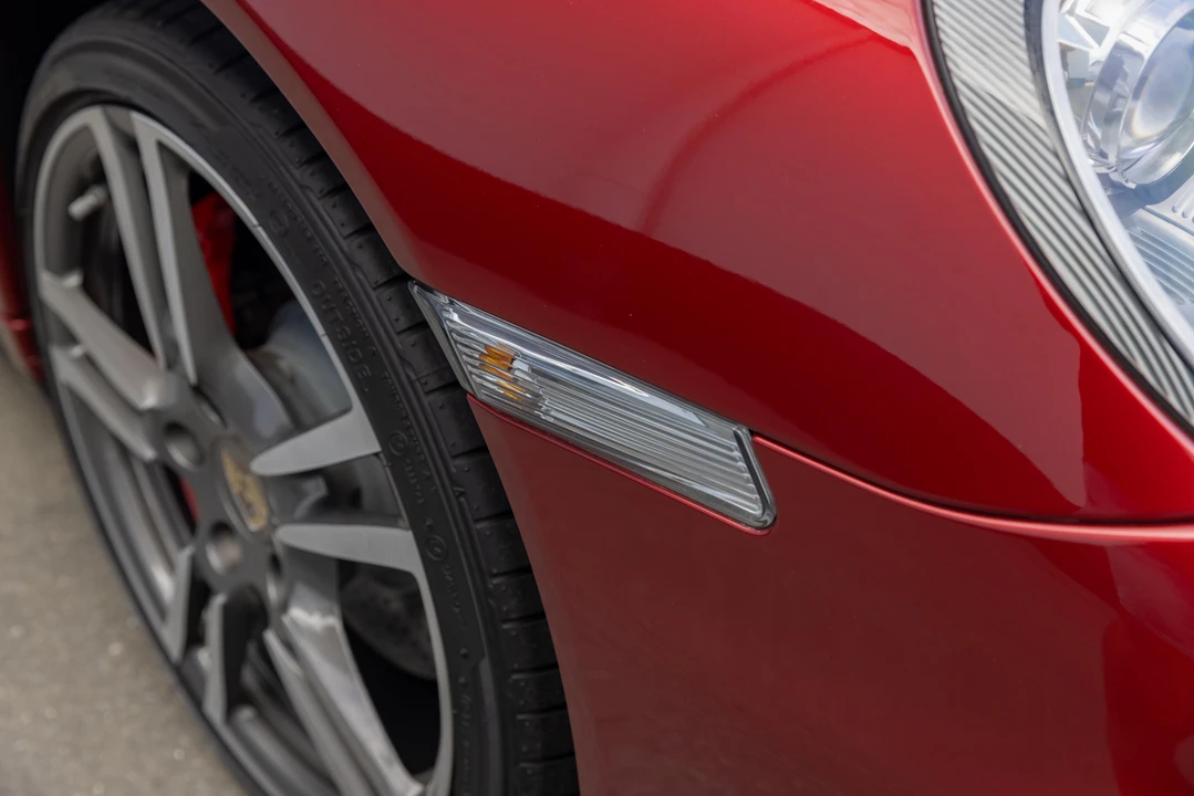 2010 Porsche 997 Turbo - Image 23 of 31