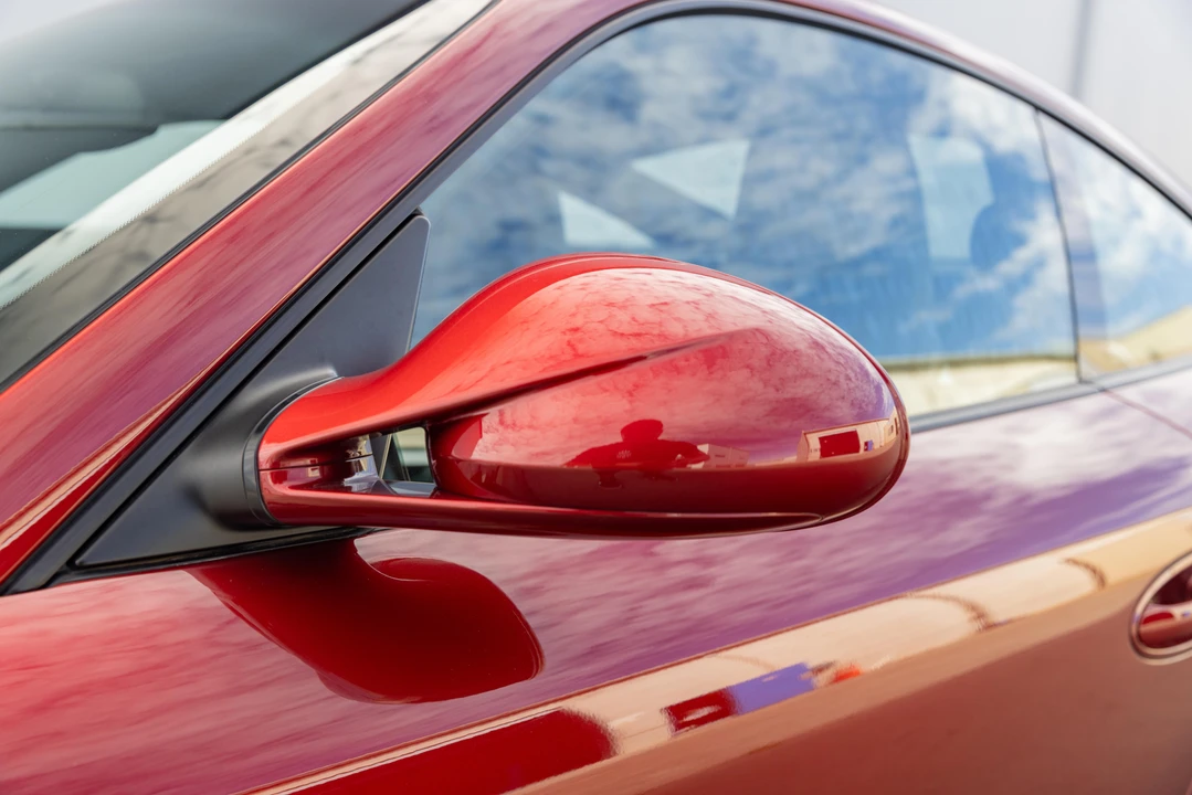 2010 Porsche 997 Turbo - Image 26 of 31