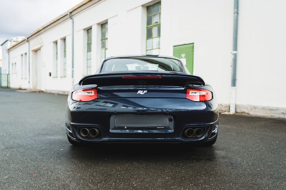2010 Porsche 997 Turbo - Image 6 of 31