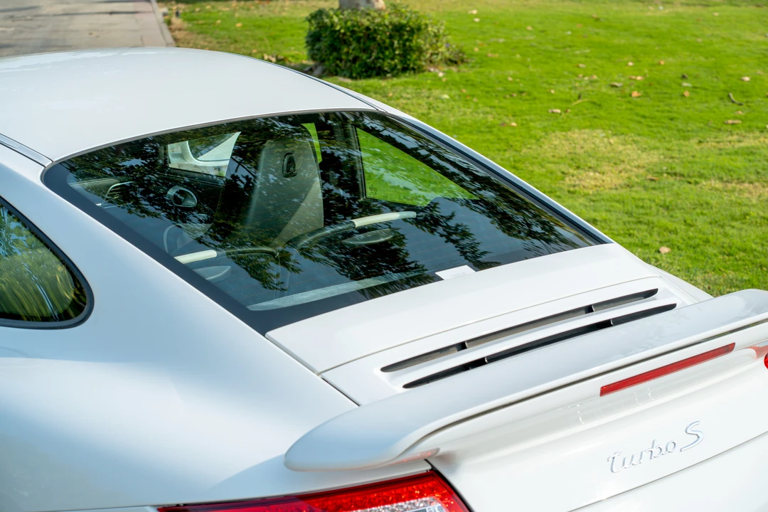 2011 Porsche 997 Turbo S - Image 25 of 31