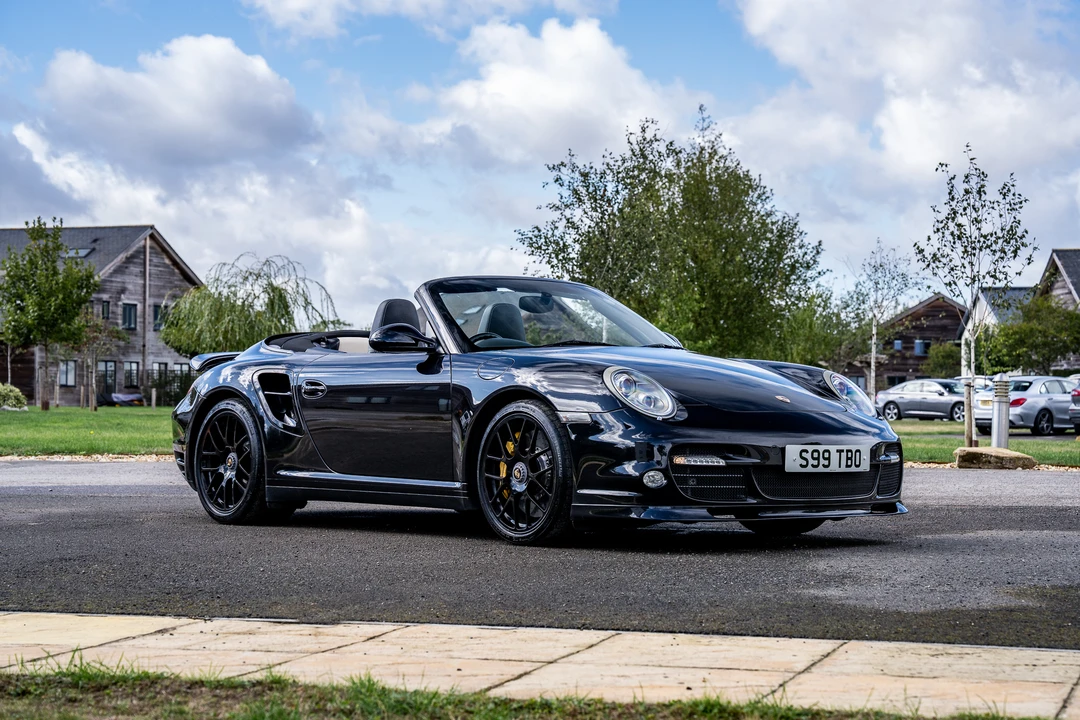 2010 Porsche 997 Turbo S - Image 17 of 31