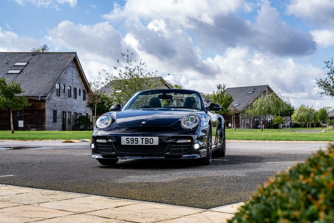 2010 Porsche 997 Turbo S - Image 22 of 31