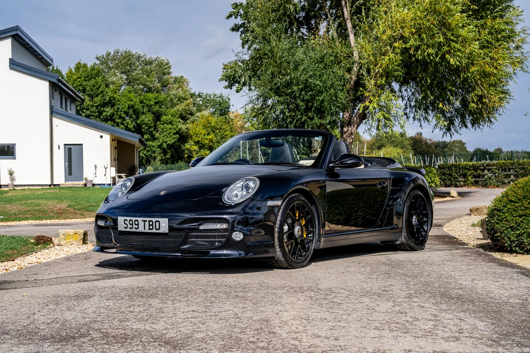 2010 Porsche 997 Turbo S - Image 12 of 31