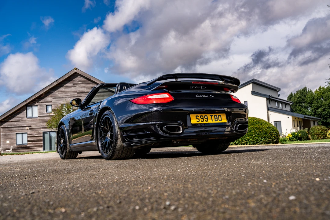 2010 Porsche 997 Turbo S - Image 25 of 31
