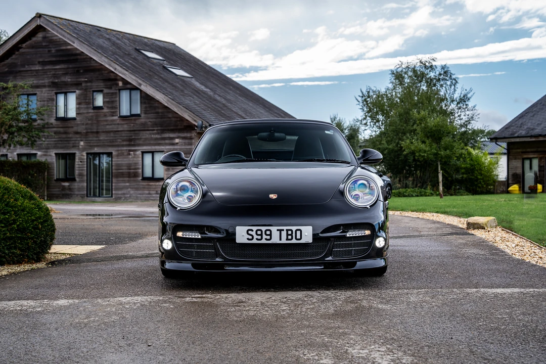 2010 Porsche 997 Turbo S - Image 18 of 31