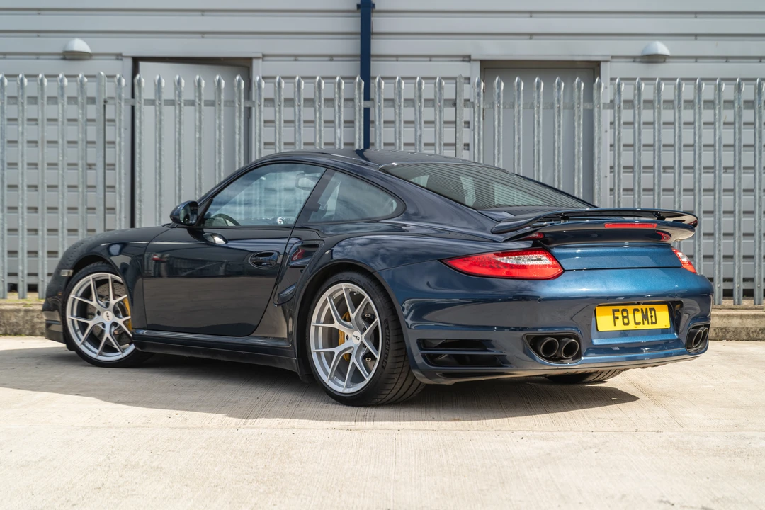 2010 Porsche 997 Turbo S - Image 7 of 31