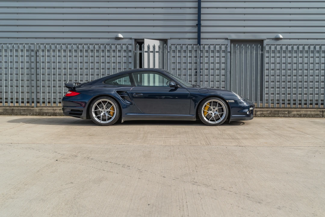 2010 Porsche 997 Turbo S - Image 4 of 31