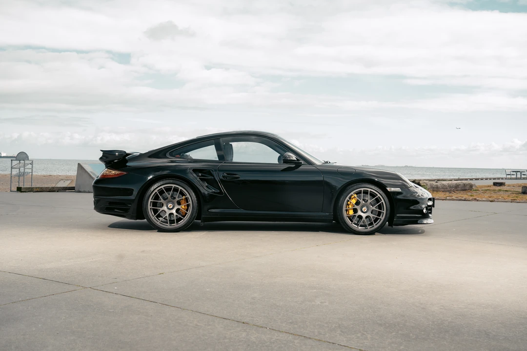 2012 Porsche 997 Turbo - Image 8 of 31