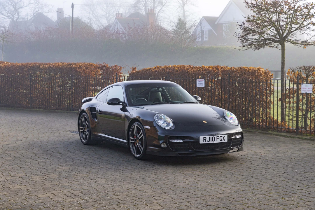 2010 Porsche 997 Turbo - Image 11 of 31