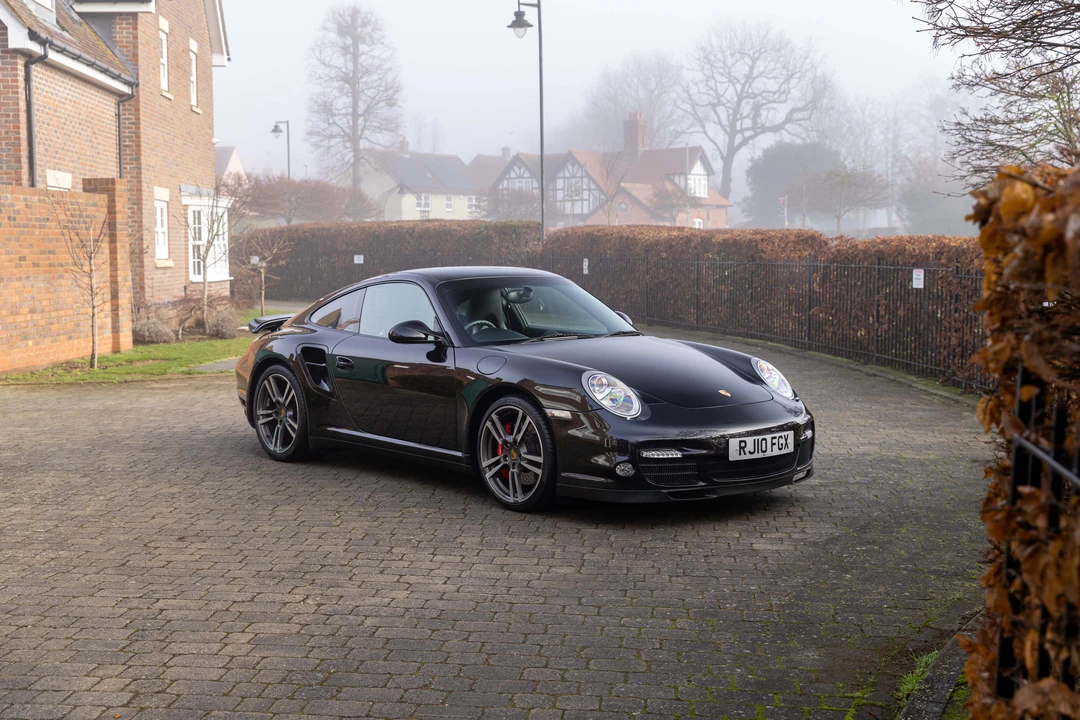 2010 Porsche 997 Turbo - Image 21 of 31
