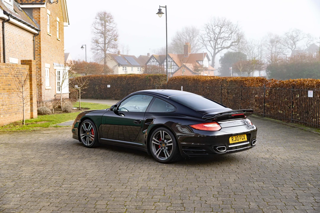 2010 Porsche 997 Turbo - Image 15 of 31