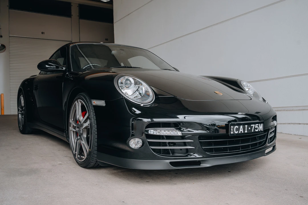 2010 Porsche 997 Turbo - Image 18 of 31