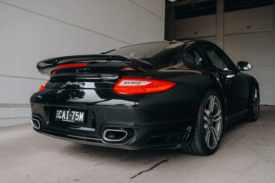 2010 Porsche 997 Turbo - Image 8 of 31