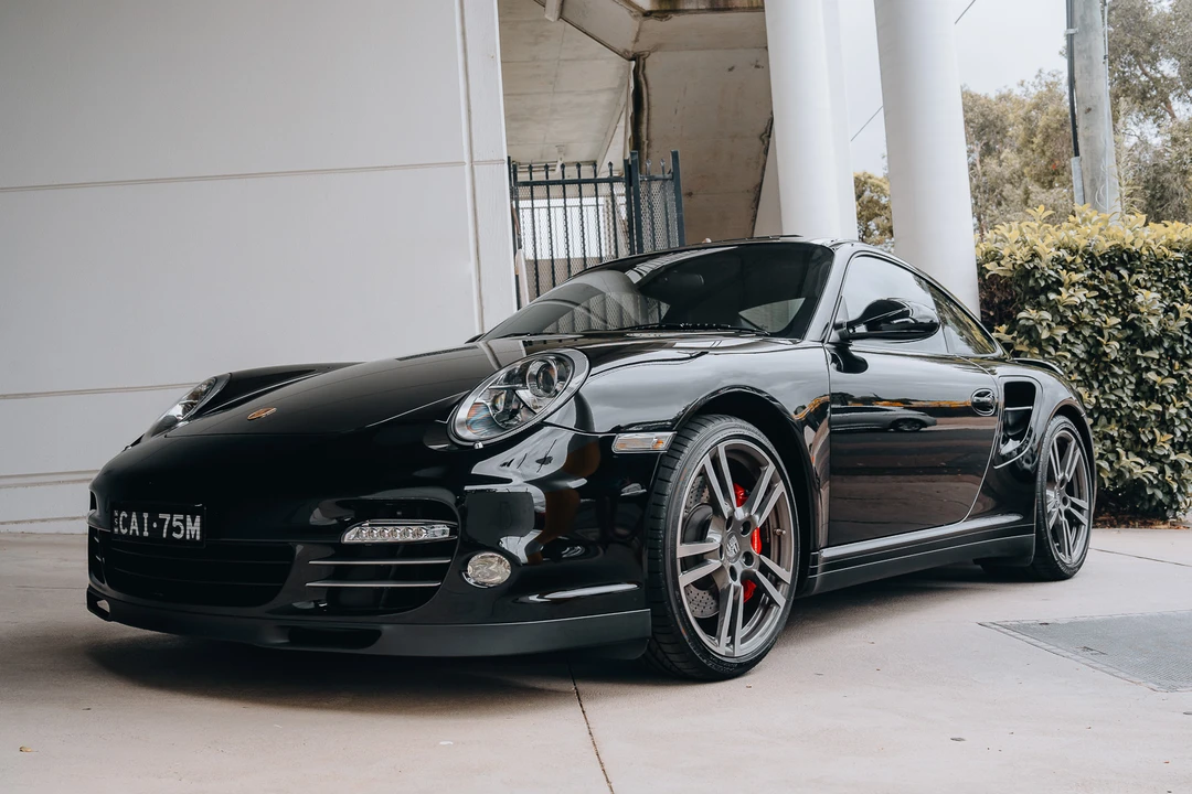 2010 Porsche 997 Turbo - Image 22 of 31