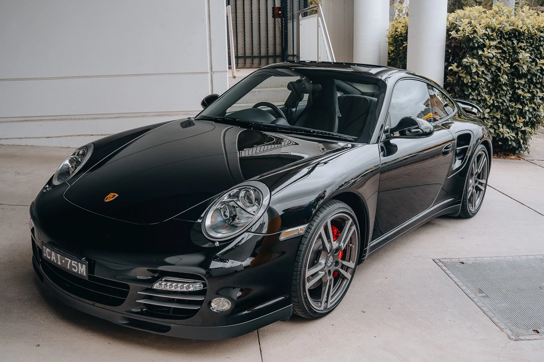 2010 Porsche 997 Turbo - Image 23 of 31