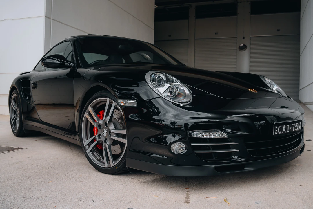 2010 Porsche 997 Turbo - Image 26 of 31
