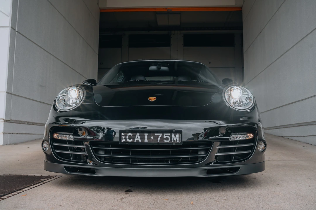 2010 Porsche 997 Turbo - Image 11 of 31