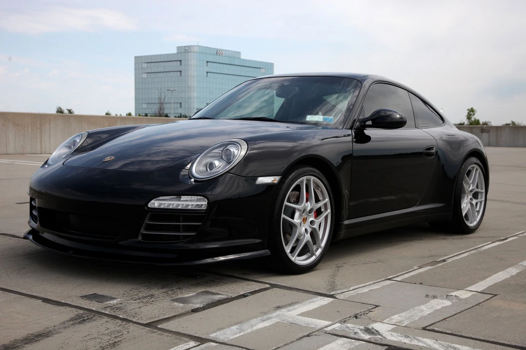 2010 Porsche 997 Carrera 4S - Image 9 of 26