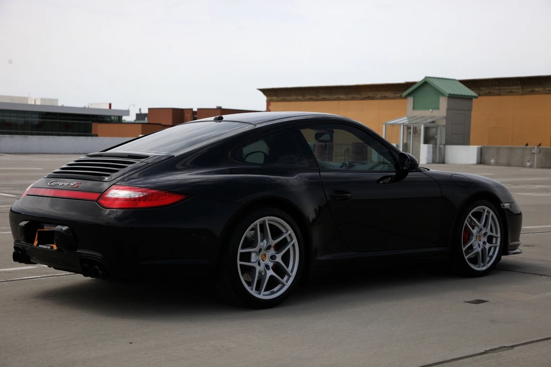 2010 Porsche 997 Carrera 4S - Image 4 of 26