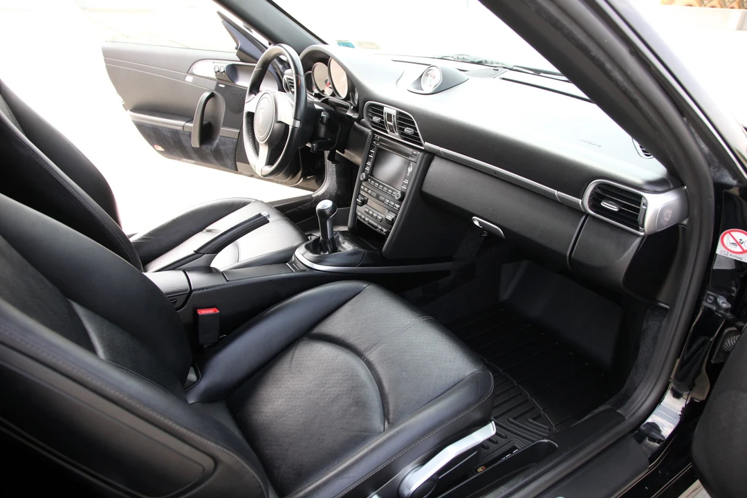 2010 Porsche 997 Carrera 4S - Image 20 of 26