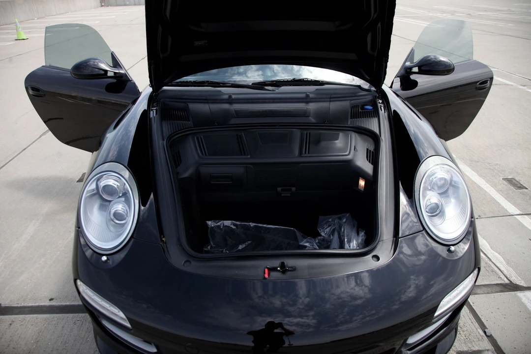 2010 Porsche 997 Carrera 4S - Image 18 of 26