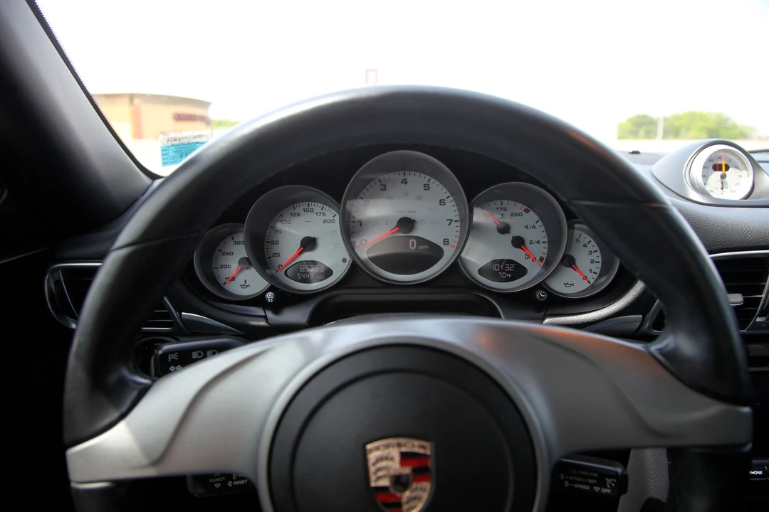 2010 Porsche 997 Carrera 4S - Image 23 of 26