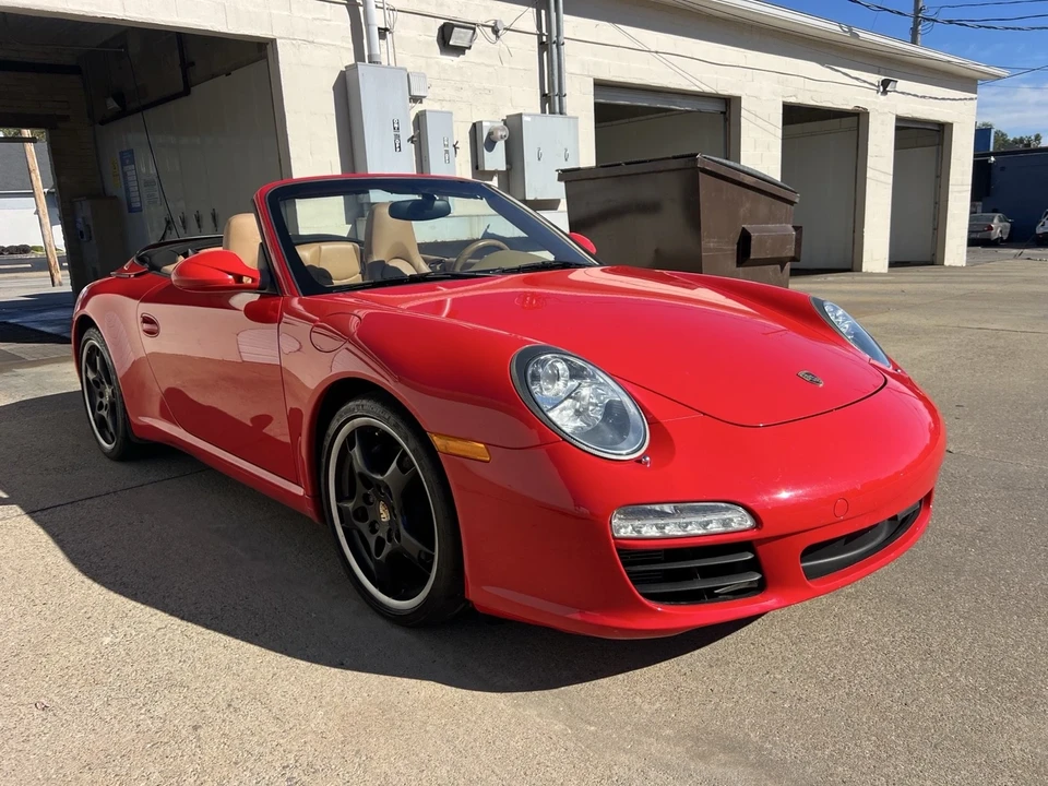2010 Porsche 997 Carrera - Image 6 of 18