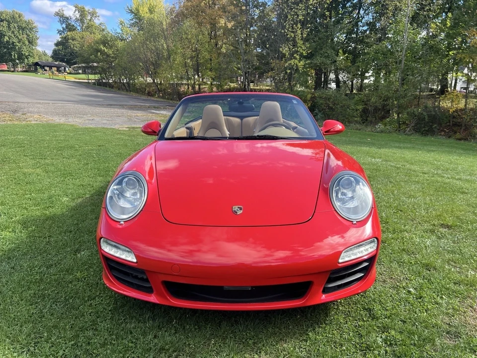 2010 Porsche 997 Carrera - Image 2 of 18