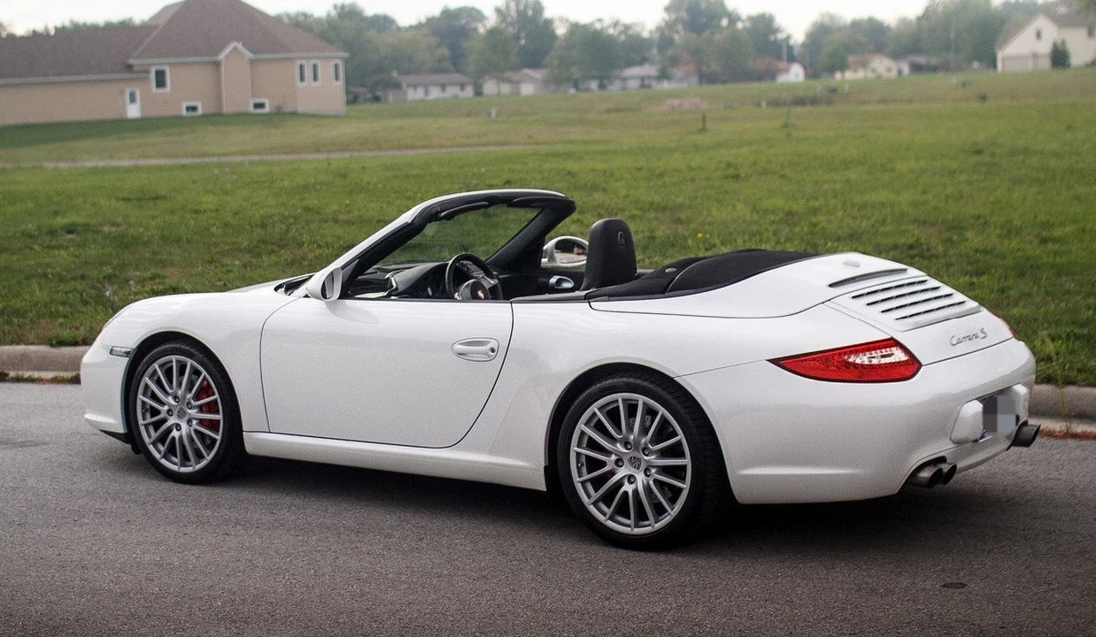 2010 Porsche 997 Carrera S - Image 2 of 31