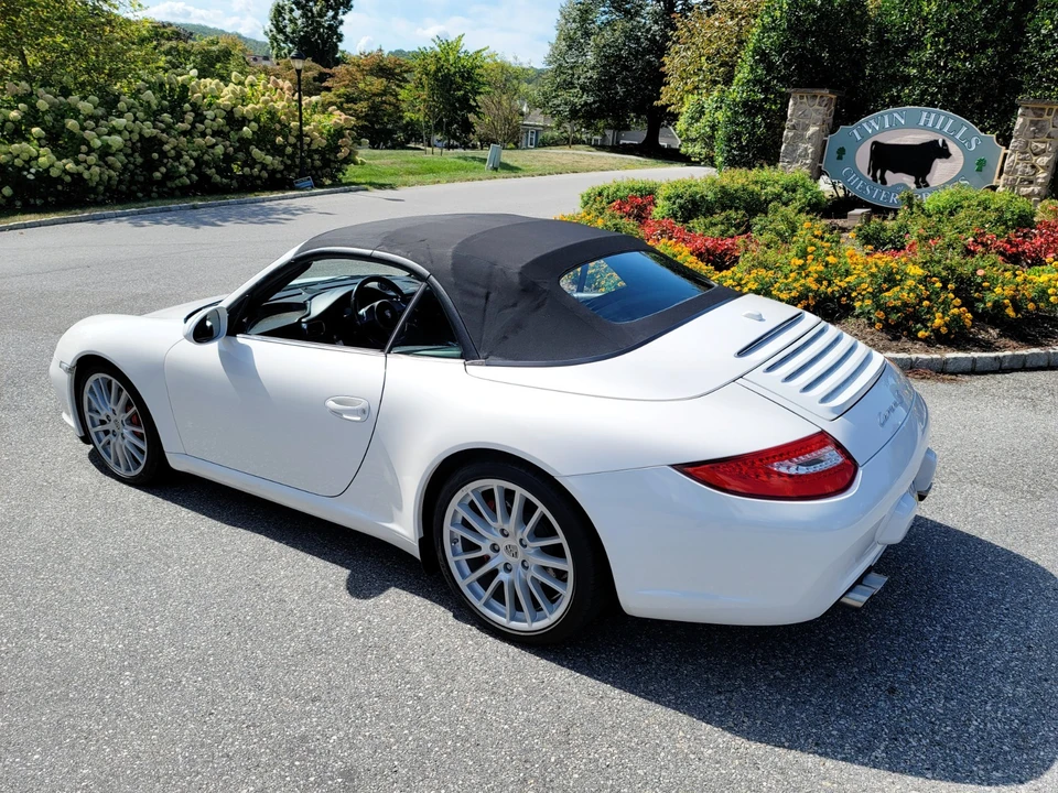 2010 Porsche 997 Carrera S - Image 7 of 31