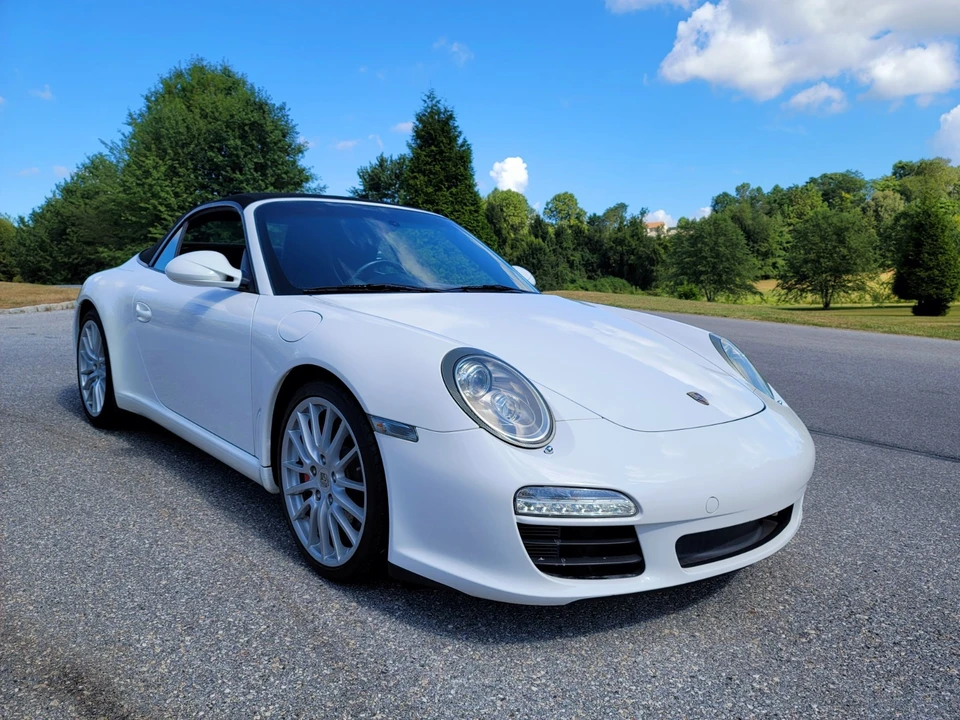 2010 Porsche 997 Carrera S - Image 13 of 31