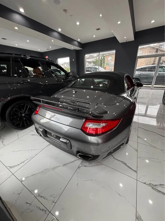 2010 Porsche 997 Carrera - Image 5 of 11